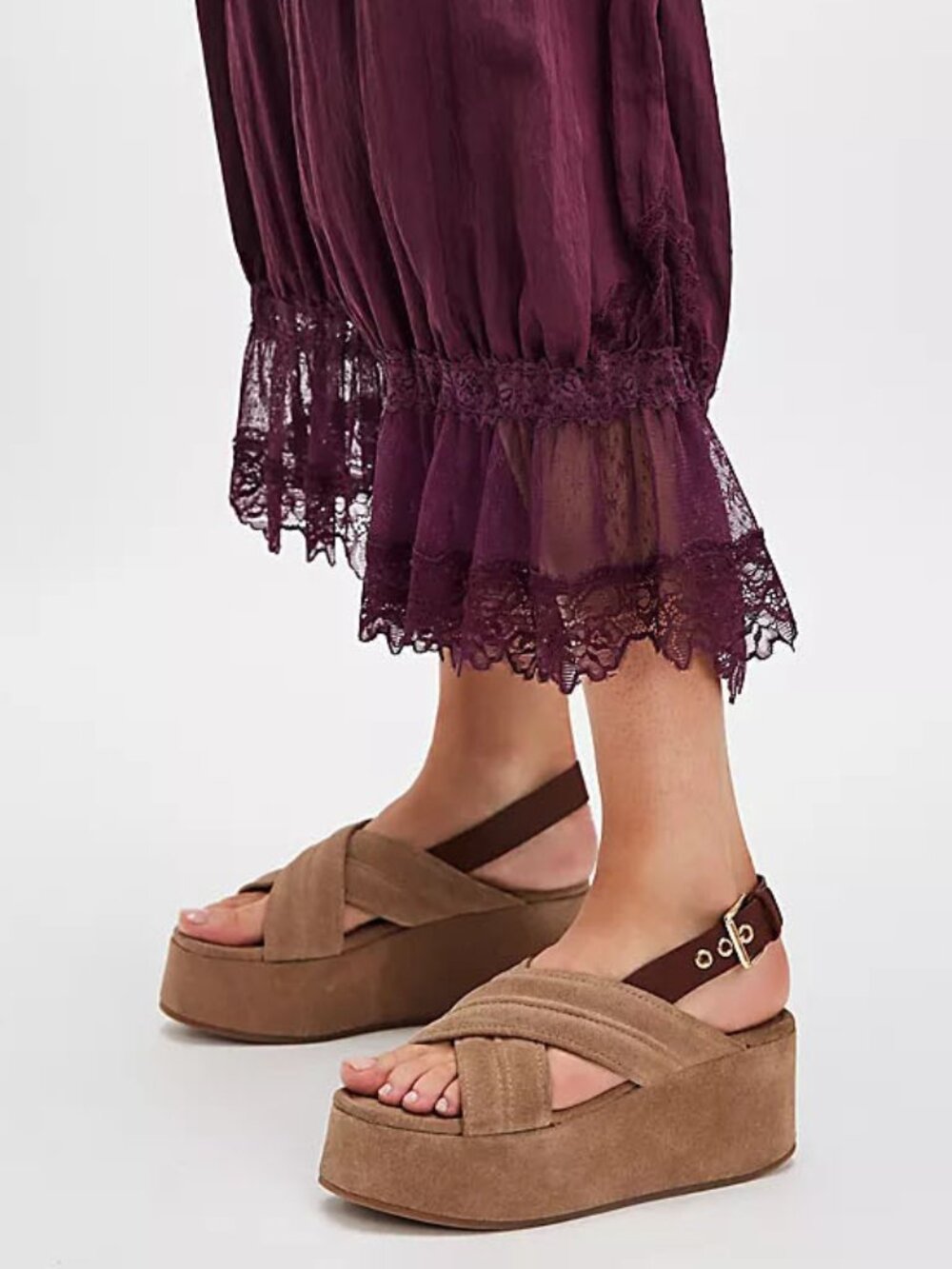 🆕 FREE PEOPLE Skyline Platforms / Fawn Suede